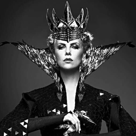 Evil Queen Crown Headband main image 4